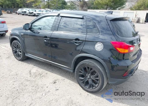 2019 Mitsubishi Outlander Sport 2.0 Le z USA, uszkodzony, nr VIN JA4AP3AU0KU031712